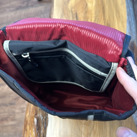 Nike golf cross bag. Caddy scorekeeper Messenger shoulder bag. - Picture 3 of 3